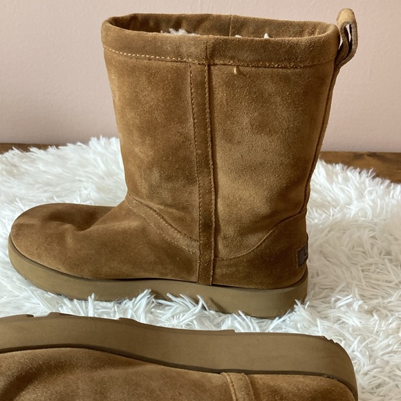 UGG Classic Boot - Picture 6 of 13